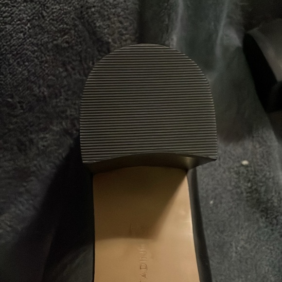 Adrienne Vittadini wide heel shoes - Picture 3 of 11